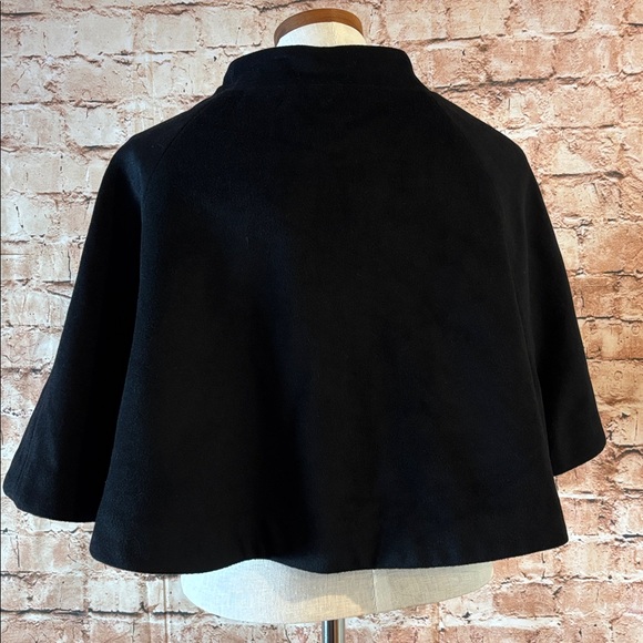 Forever 21 wool shawl/cape - Picture 6 of 14